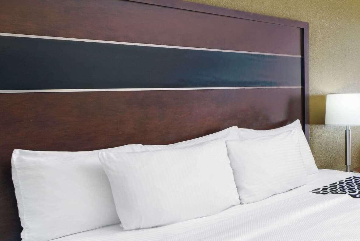 Отель La Quinta By Wyndham Oxford - Anniston Экстерьер фото