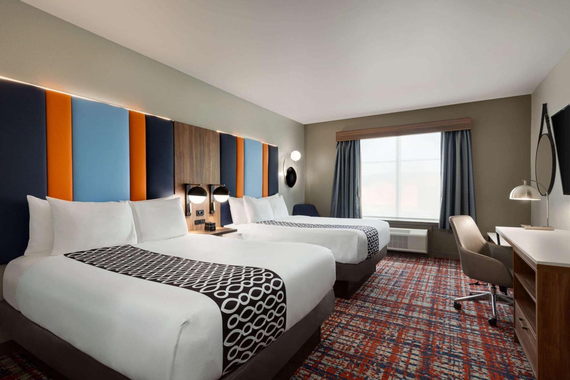 Отель La Quinta By Wyndham Oxford - Anniston Экстерьер фото