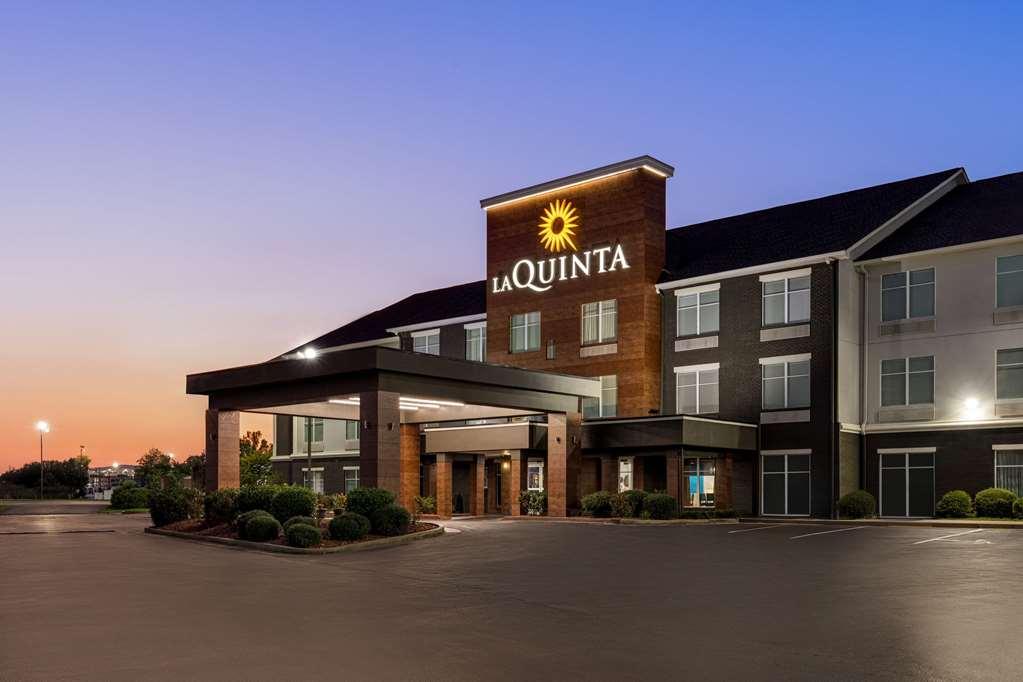 Отель La Quinta By Wyndham Oxford - Anniston Экстерьер фото